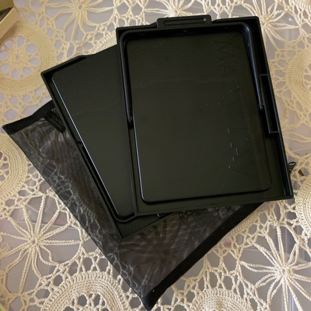 Lot Of 2 Mary Kay Folding Travel Makeup Mi…